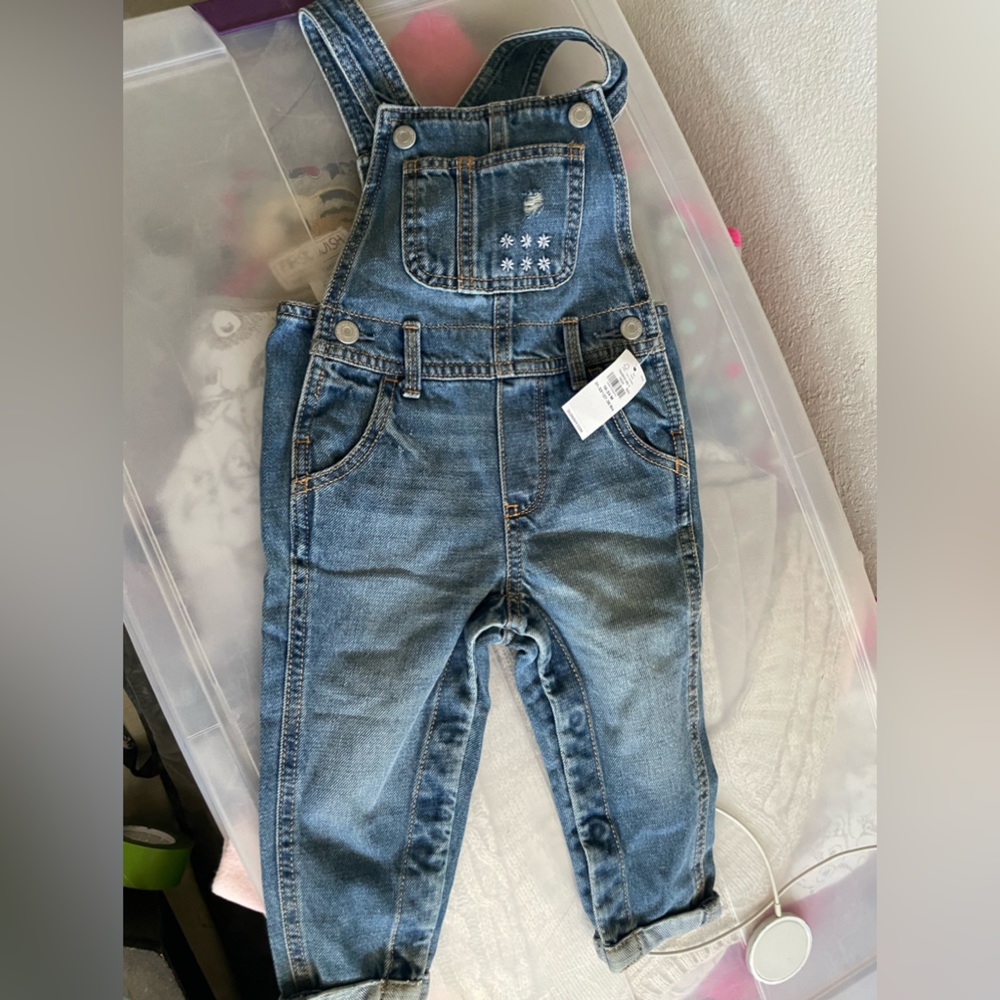 COPY - Ripped jeans overall